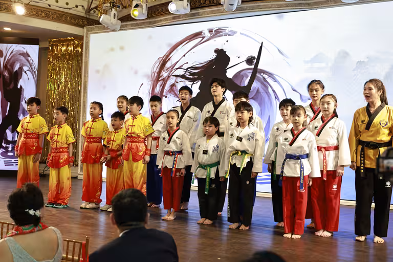 纽约东北同乡会金蛇狂舞春宴