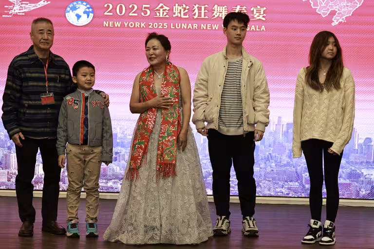 纽约东北同乡会金蛇狂舞春宴