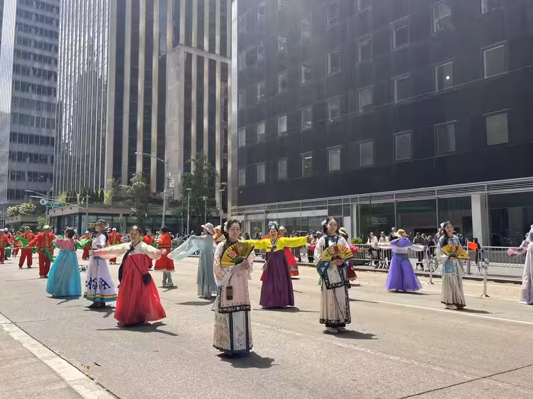 第四届亚太裔传统文化大游行